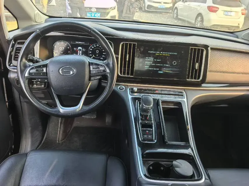 2021 GAC Trumpchi M8 2.0T 252HP L4 8AT,autocango,china used car exporter,china ev exporter,chinese used car exporter,chinese used ev exporter