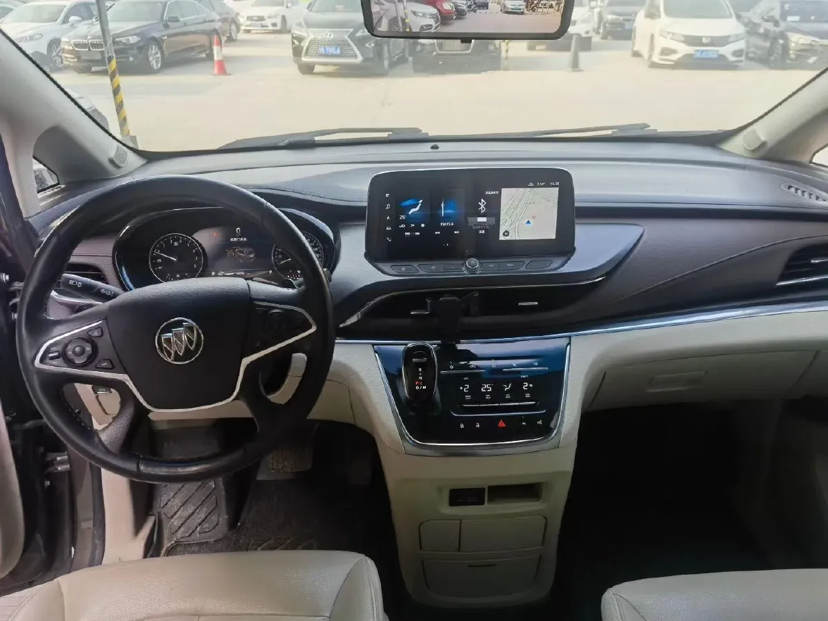 2021 Buick GL8 2.0T 237HP L4 9AT,autocango,china used car exporter,china ev exporter,chinese used car exporter,chinese used ev exporter