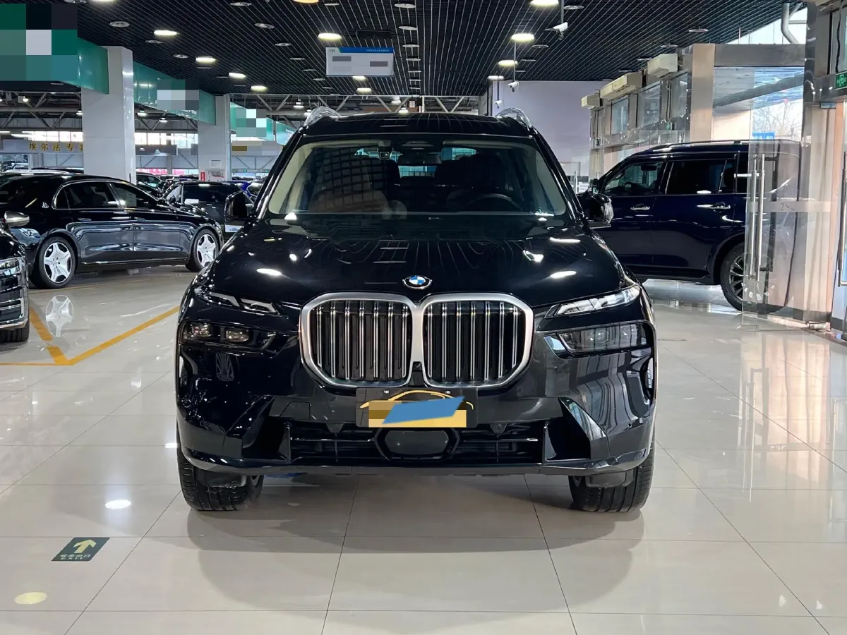 2023 BMW X7 3.0T 381HP L6 8AT,autocango,china used car exporter,china ev exporter,chinese used car exporter,chinese used ev exporter