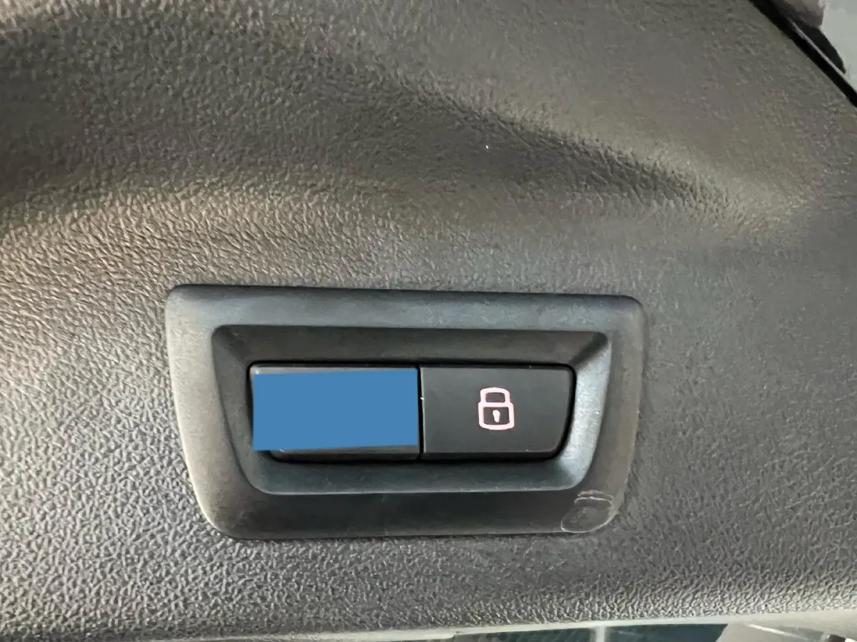 2023 BMW X7 3.0T 381HP L6 8AT,autocango,china used car exporter,china ev exporter,chinese used car exporter,chinese used ev exporter