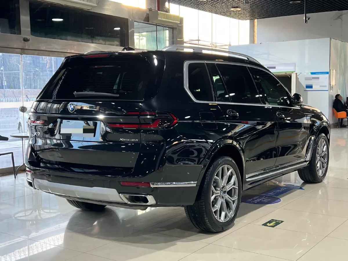 2023 BMW X7 3.0T 381HP L6 8AT,autocango,china used car exporter,china ev exporter,chinese used car exporter,chinese used ev exporter