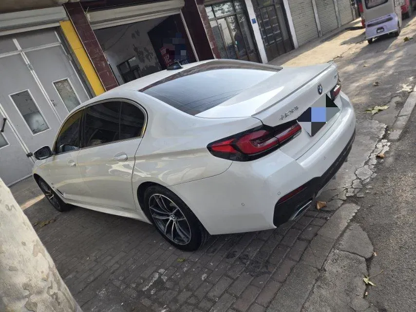 2022 BMW 5 Series 2.0T 184HP L4 8AT,autocango,china used car exporter,china ev exporter,chinese used car exporter,chinese used ev exporter