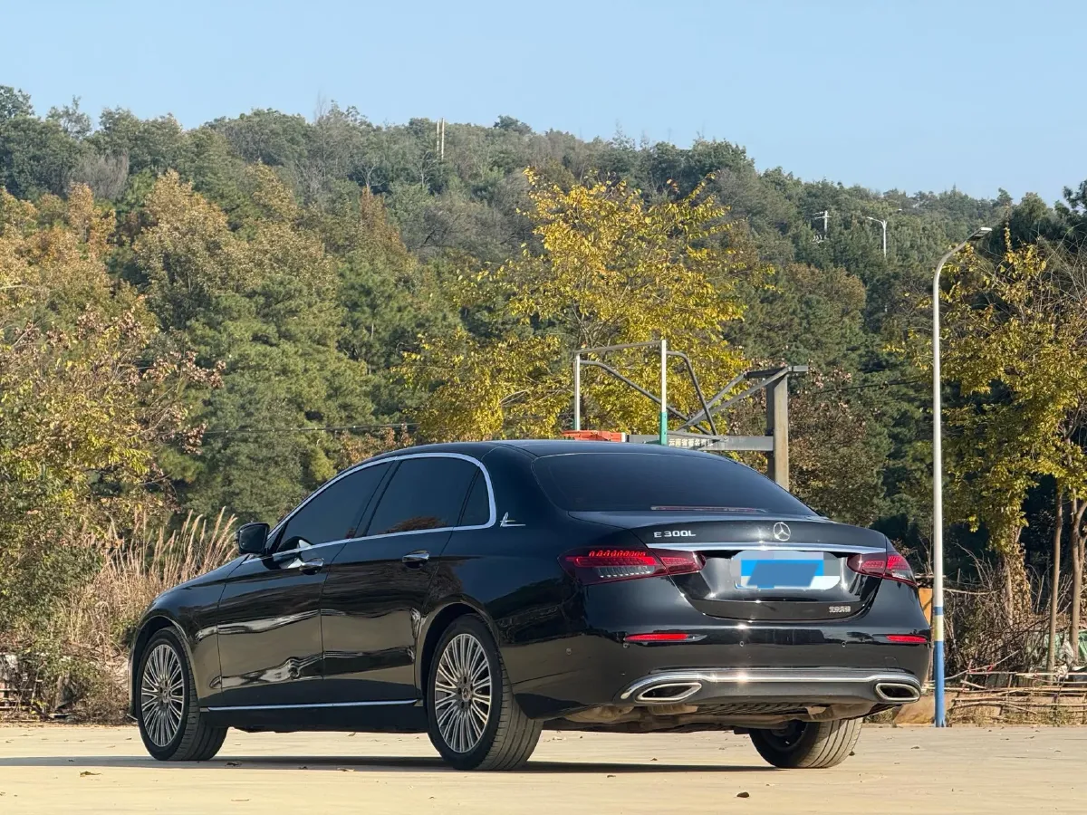 2021 Mercedes-Benz E Class 2.0T 258HP L4 9AT,autocango,china used car exporter,china ev exporter,chinese used car exporter,chinese used ev exporter