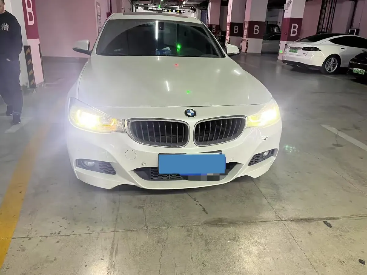 2019 BMW 3 Series GT 2.0T 184HP L4 8AT,autocango,china used car exporter,china ev exporter,chinese used car exporter,chinese used ev exporter