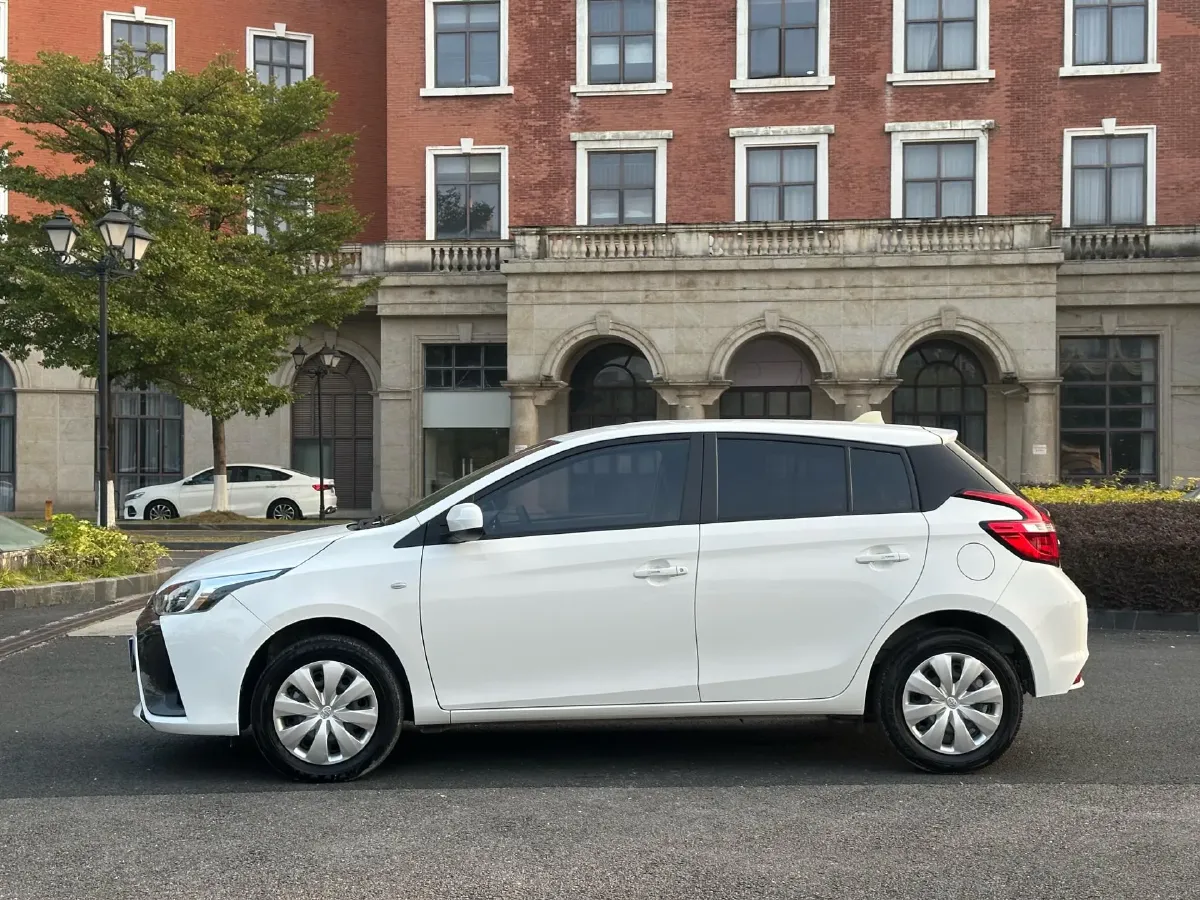 2022 Toyota Yaris L 1.5L 112HP L4 CVT,autocango,china used car exporter,china ev exporter,chinese used car exporter,chinese used ev exporter