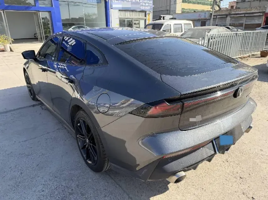 2023 ChangAn UNI-V 1.5T 188HP L4 7DCT,autocango,china used car exporter,china ev exporter,chinese used car exporter,chinese used ev exporter