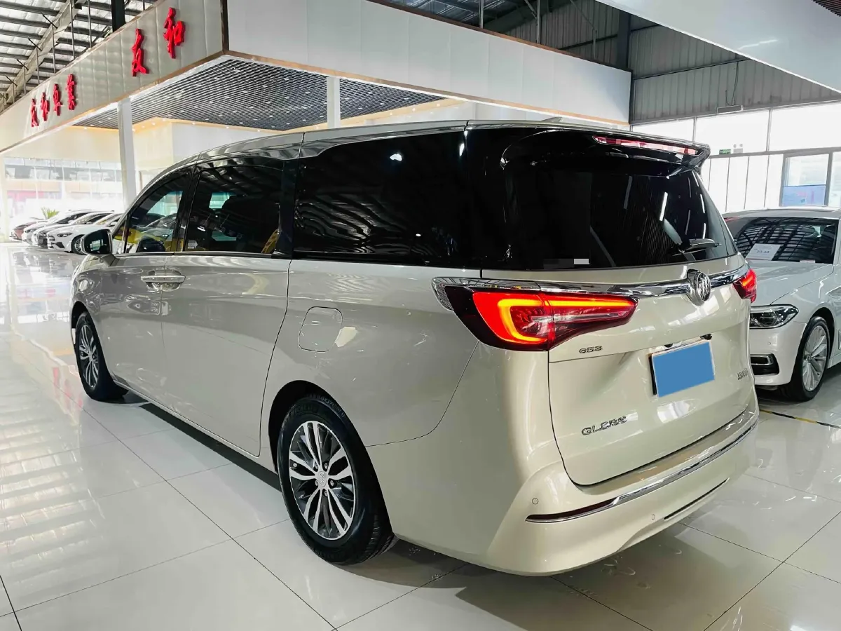 2021 Buick GL8 2.0T 237HP L4 9AT,autocango,china used car exporter,china ev exporter,chinese used car exporter,chinese used ev exporter