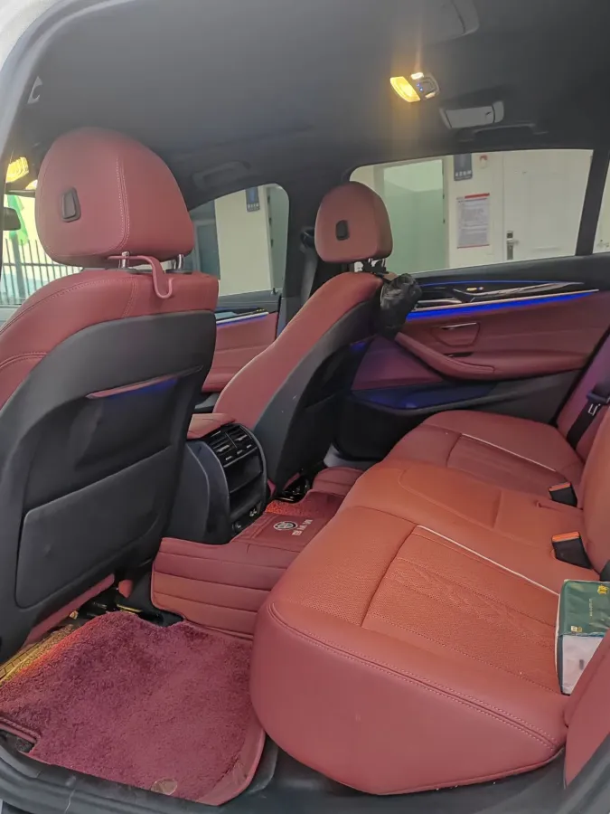 2022 BMW 5 Series 2.0T 184HP L4 8AT,autocango,china used car exporter,china ev exporter,chinese used car exporter,chinese used ev exporter