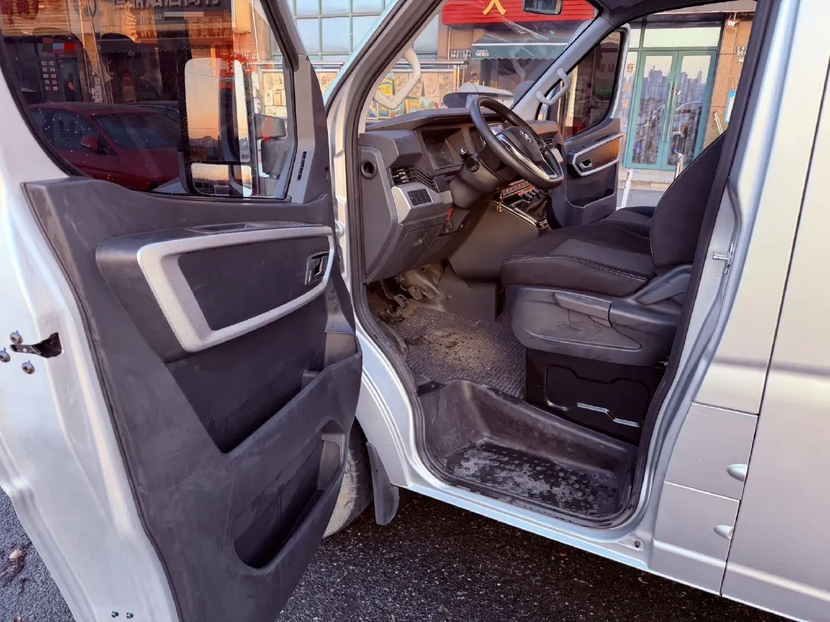 2023 DongFeng DFAC YuFeng 2.0T 136HP L4 7DCT,autocango,china used car exporter,china ev exporter,chinese used car exporter,chinese used ev exporter