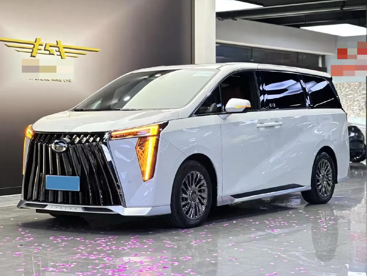 2023 GAC Trumpchi M8 2.0T 190HP L4 E-CVT Hybrid,autocango,china used car exporter,china ev exporter,chinese used car exporter,chinese used ev exporter