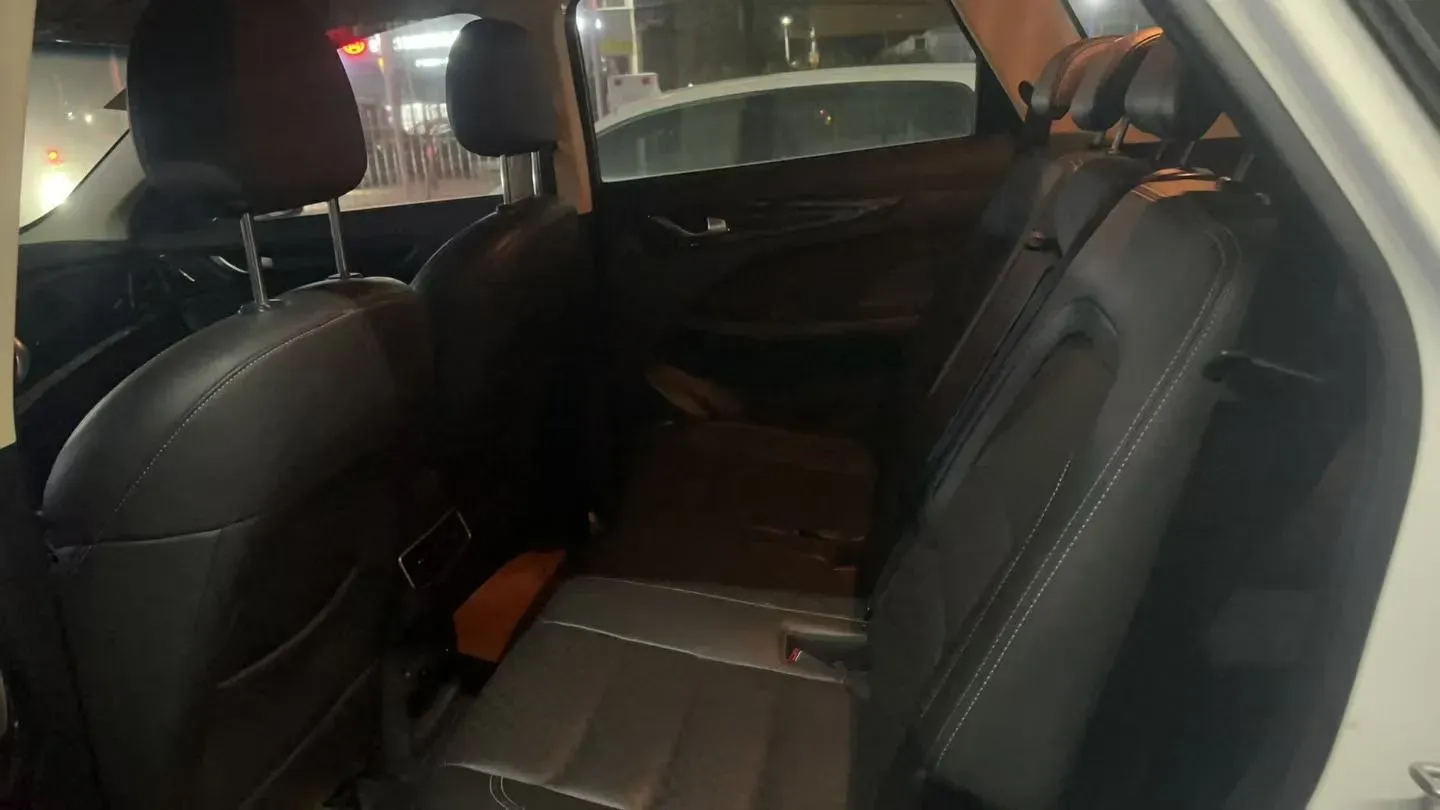 2019 Jetour X90 1.5T 147HP L4 6MT,autocango,china used car exporter,china ev exporter,chinese used car exporter,chinese used ev exporter