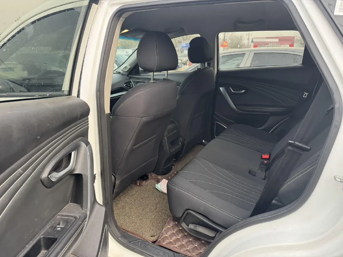 2019 Jetour X70 1.5T 156HP L4 6DCT,autocango,china used car exporter,china ev exporter,chinese used car exporter,chinese used ev exporter