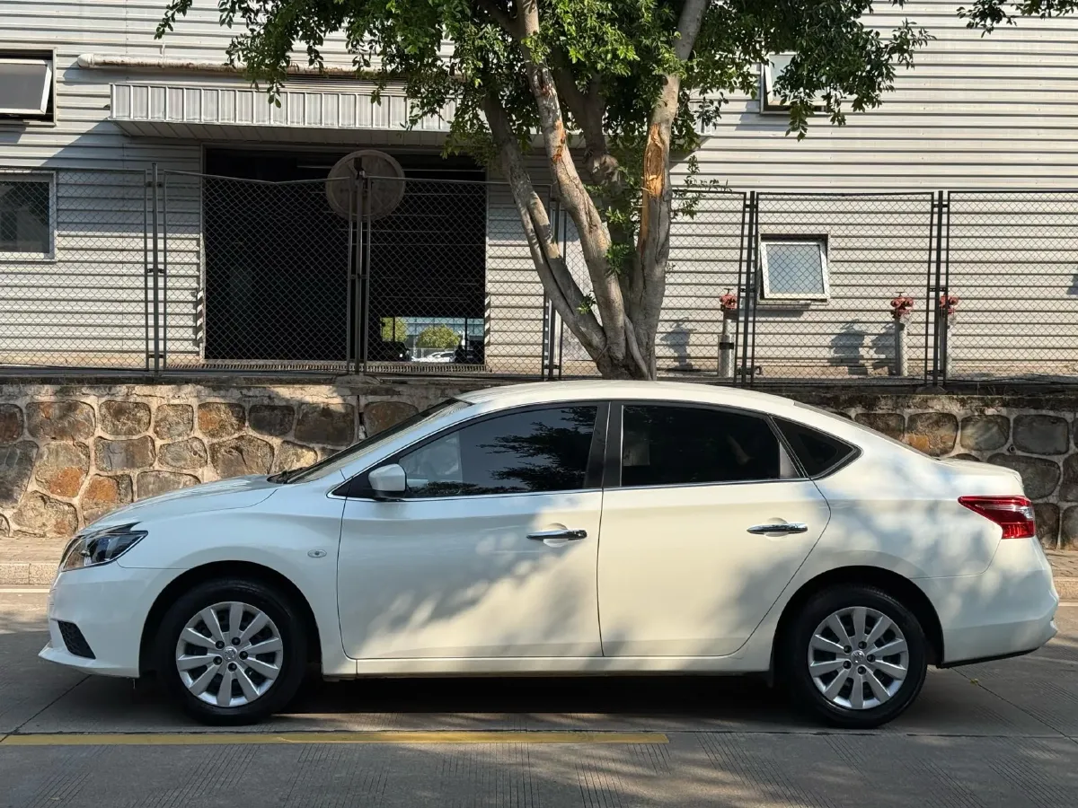 2021 Nissan Sylphy 1.6L 122HP L4 CVT,autocango,china used car exporter,china ev exporter,chinese used car exporter,chinese used ev exporter