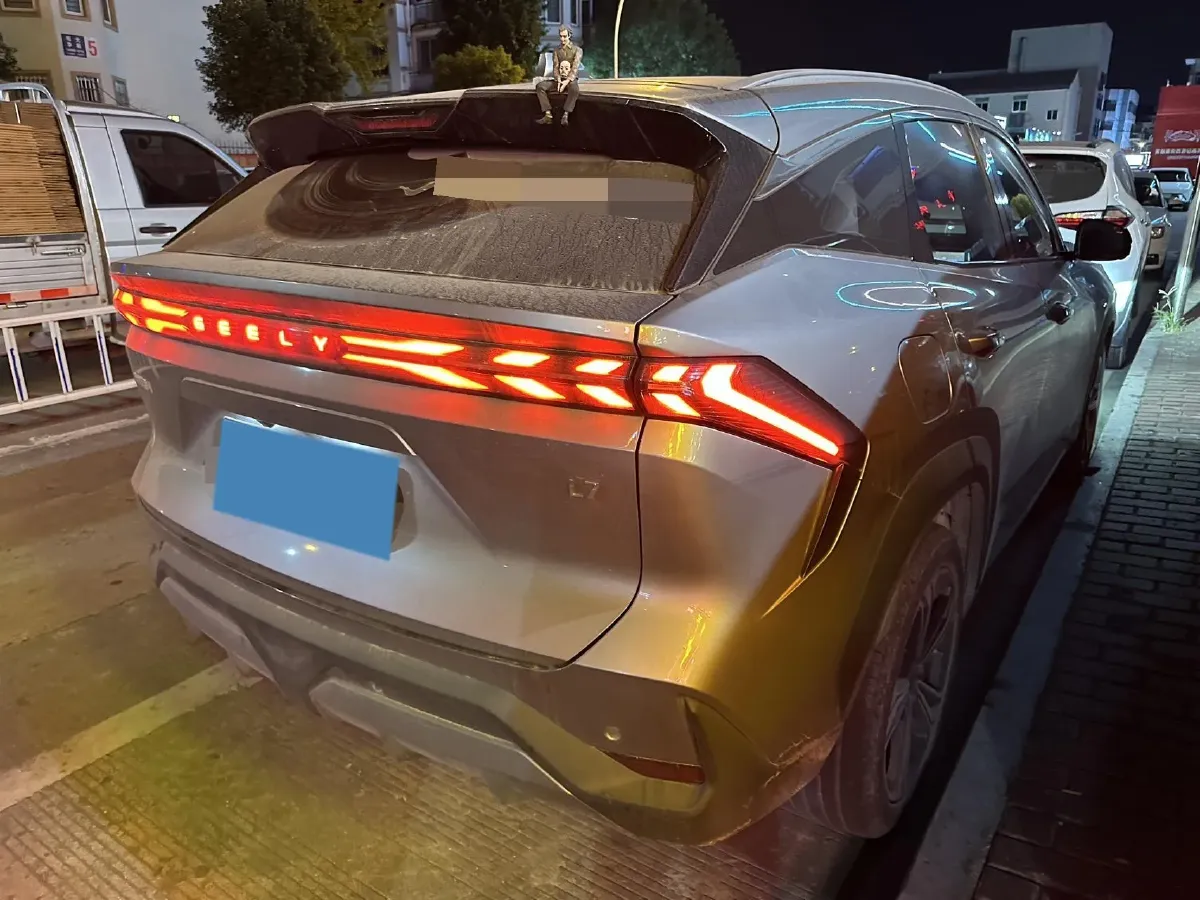 2023 Geely Galaxy L7 1.5T 163HP L4 3DHT PHEV 18.7KWH,autocango,china used car exporter,china ev exporter,chinese used car exporter,chinese used ev exporter