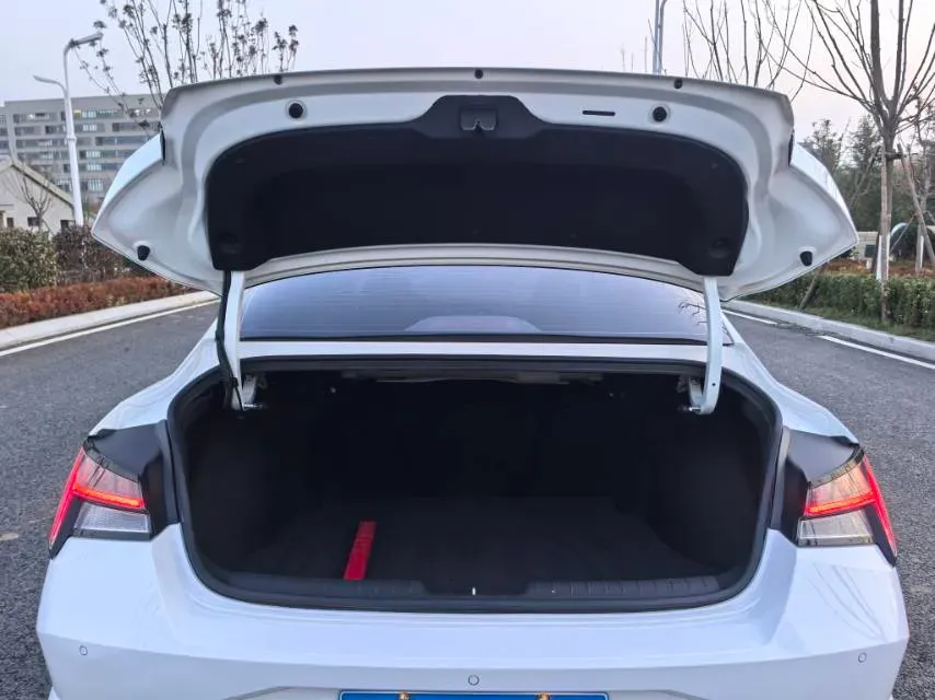 2022 Hyundai Elantra 1.5L 115HP L4 CVT,autocango,china used car exporter,china ev exporter,chinese used car exporter,chinese used ev exporter