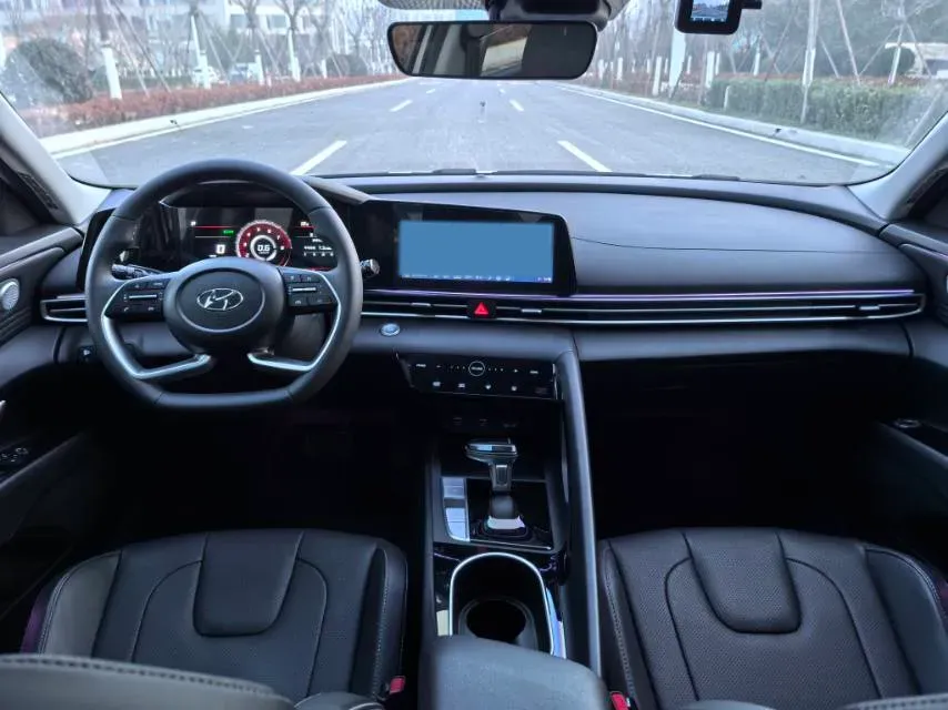 2022 Hyundai Elantra 1.5L 115HP L4 CVT,autocango,china used car exporter,china ev exporter,chinese used car exporter,chinese used ev exporter