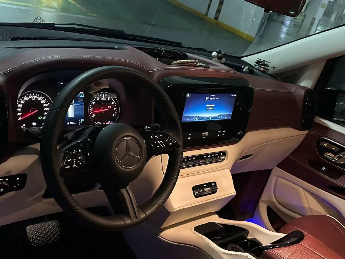 2024 Mercedes-Benz Vito 2.0T 231HP L4 9AT,autocango,china used car exporter,china ev exporter,chinese used car exporter,chinese used ev exporter