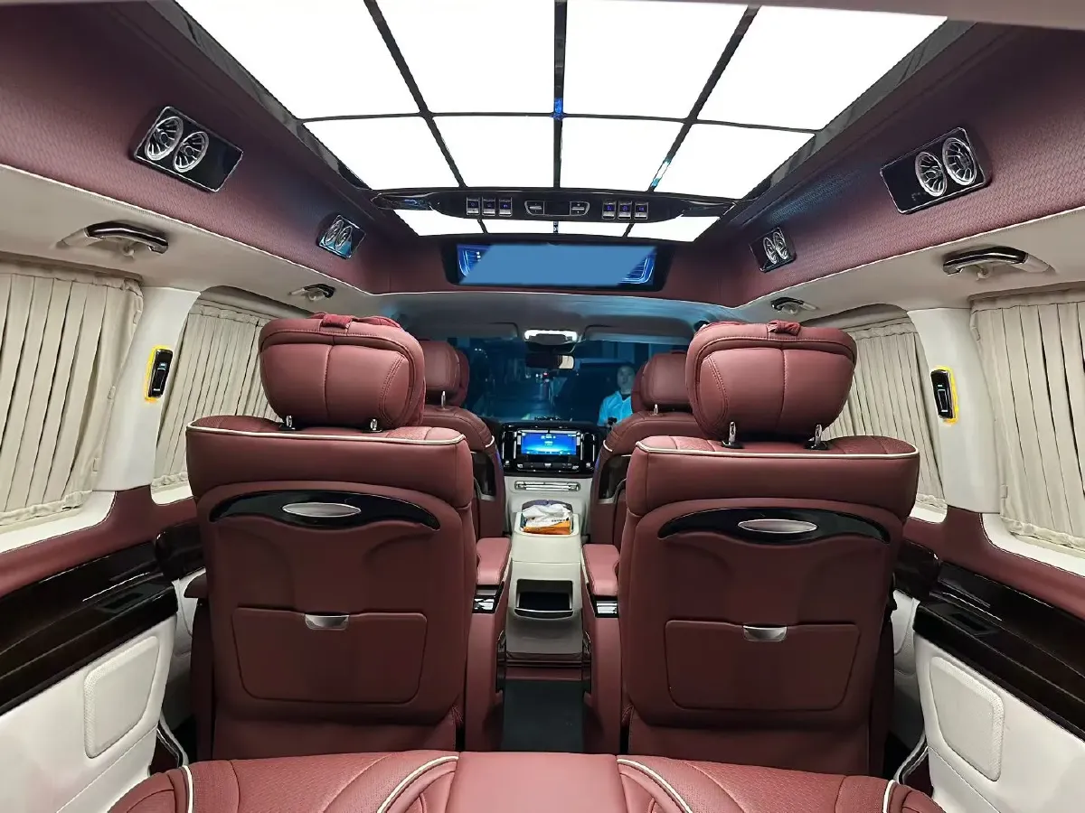 2024 Mercedes-Benz Vito 2.0T 231HP L4 9AT,autocango,china used car exporter,china ev exporter,chinese used car exporter,chinese used ev exporter