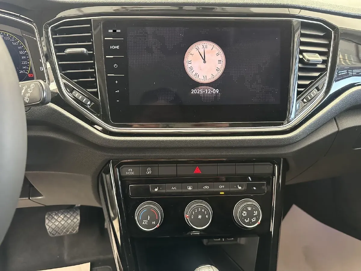 2021 Volkswagen T-Roc 1.4T 150HP L4 7DCT,autocango,china used car exporter,china ev exporter,chinese used car exporter,chinese used ev exporter