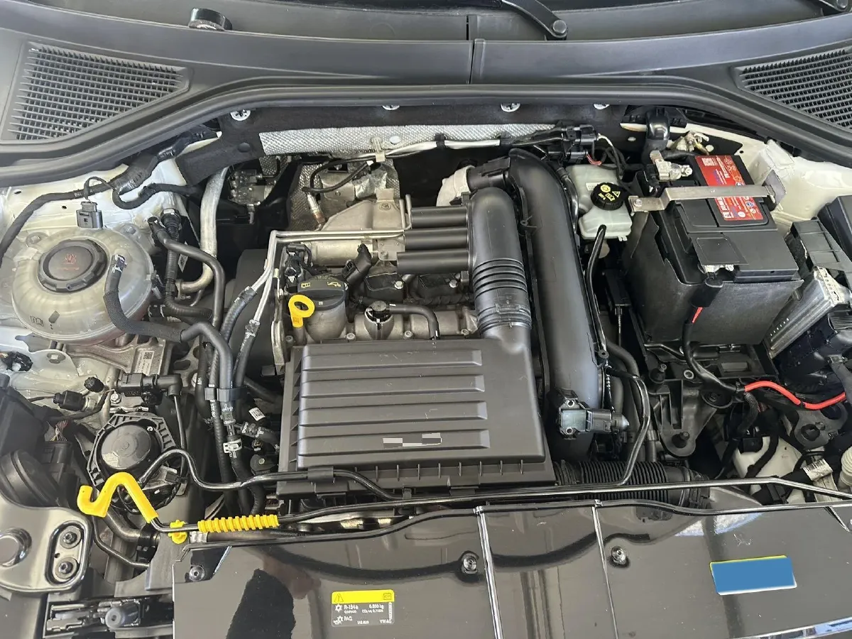 2021 Volkswagen T-Roc 1.4T 150HP L4 7DCT,autocango,china used car exporter,china ev exporter,chinese used car exporter,chinese used ev exporter