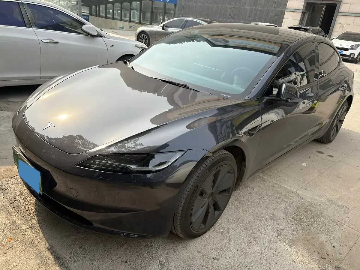 2023 HYPTEC GT BEV 80KWH