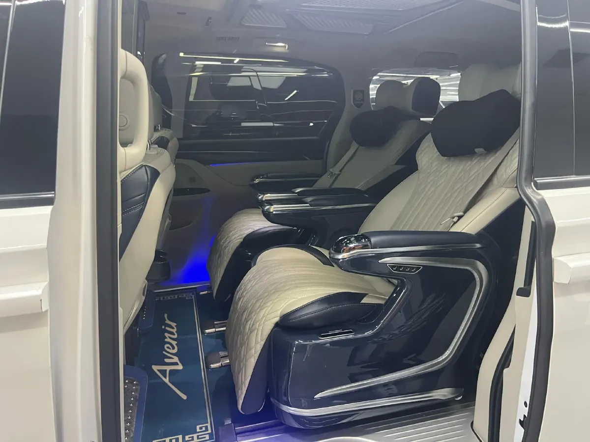 2021 Buick GL8 2.0T 237HP L4 9AT,autocango,china used car exporter,china ev exporter,chinese used car exporter,chinese used ev exporter