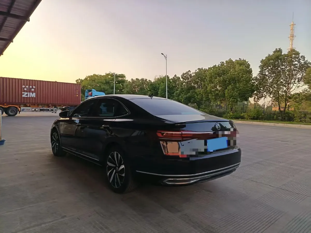 2021 Volkswagen Passat 2.0T 186HP L4 7DCT,autocango,china used car exporter,china ev exporter,chinese used car exporter,chinese used ev exporter