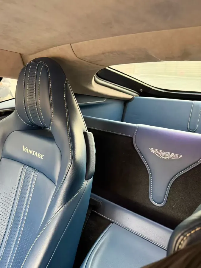 2018 Aston Martin V8 Vantage 4.0T 510HP V8 8AT,autocango,china used car exporter,china ev exporter,chinese used car exporter,chinese used ev exporter