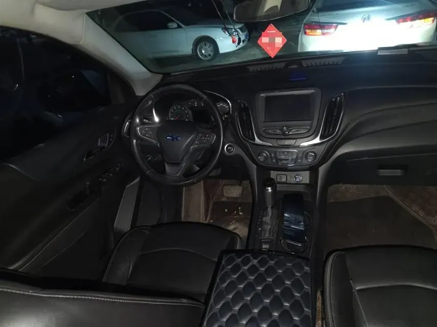 2019 Chevrolet Equinox 1.5T 169HP L4 6AT,autocango,china used car exporter,china ev exporter,chinese used car exporter,chinese used ev exporter