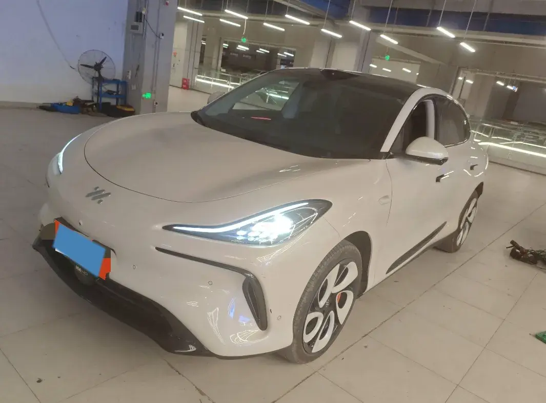 2023 IM LS6 BEV 71KWH