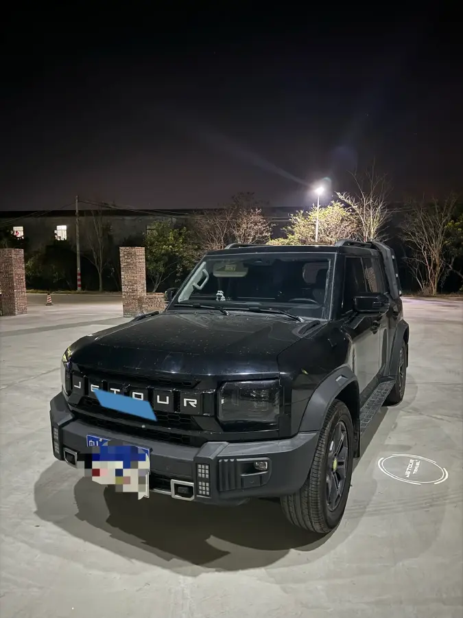 2023 Jetour Traveller 2.0T 254HP L4 8AT