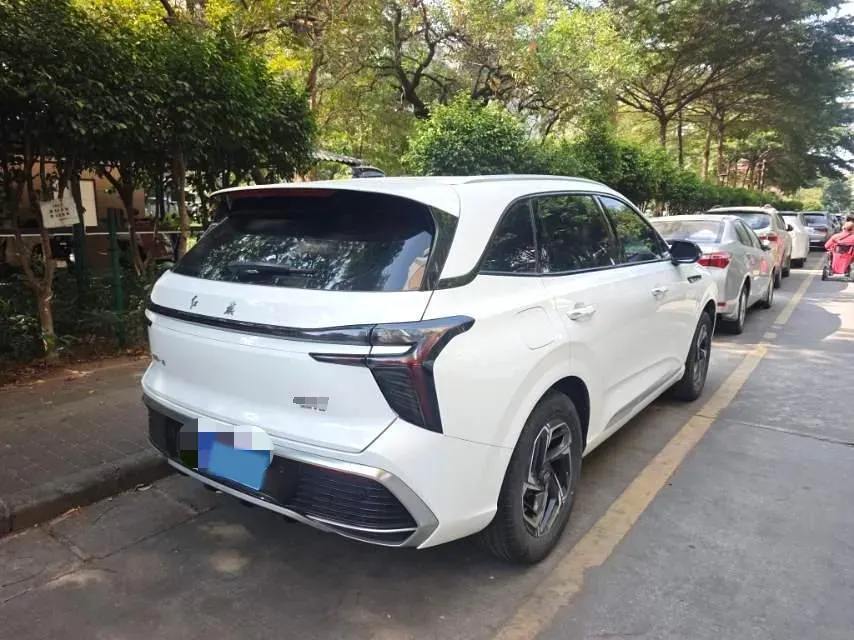 2023 HongQi HS3 1.5T 169HP L4 1DHT Hybrid 1.83KWH,autocango,china used car exporter,china ev exporter,chinese used car exporter,chinese used ev exporter