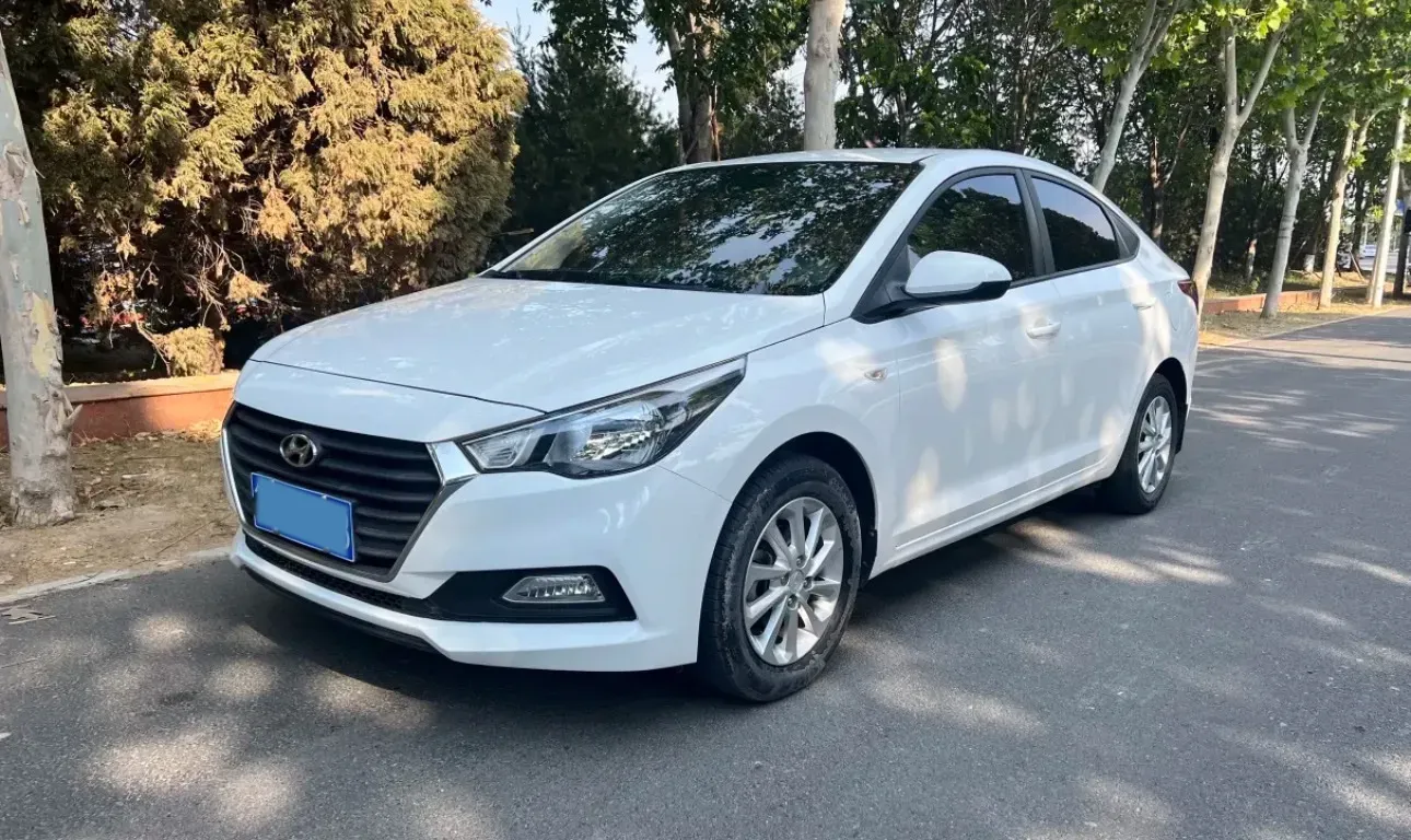 2016 Hyundai Verna 1.4L 100HP L4 6AT,autocango,china used car exporter,china ev exporter,chinese used car exporter,chinese used ev exporter