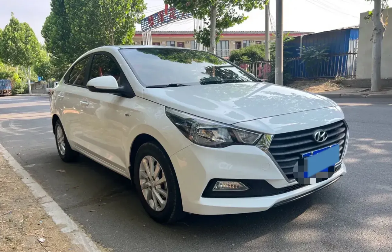 2016 Hyundai Verna 1.4L 100HP L4 6AT,autocango,china used car exporter,china ev exporter,chinese used car exporter,chinese used ev exporter