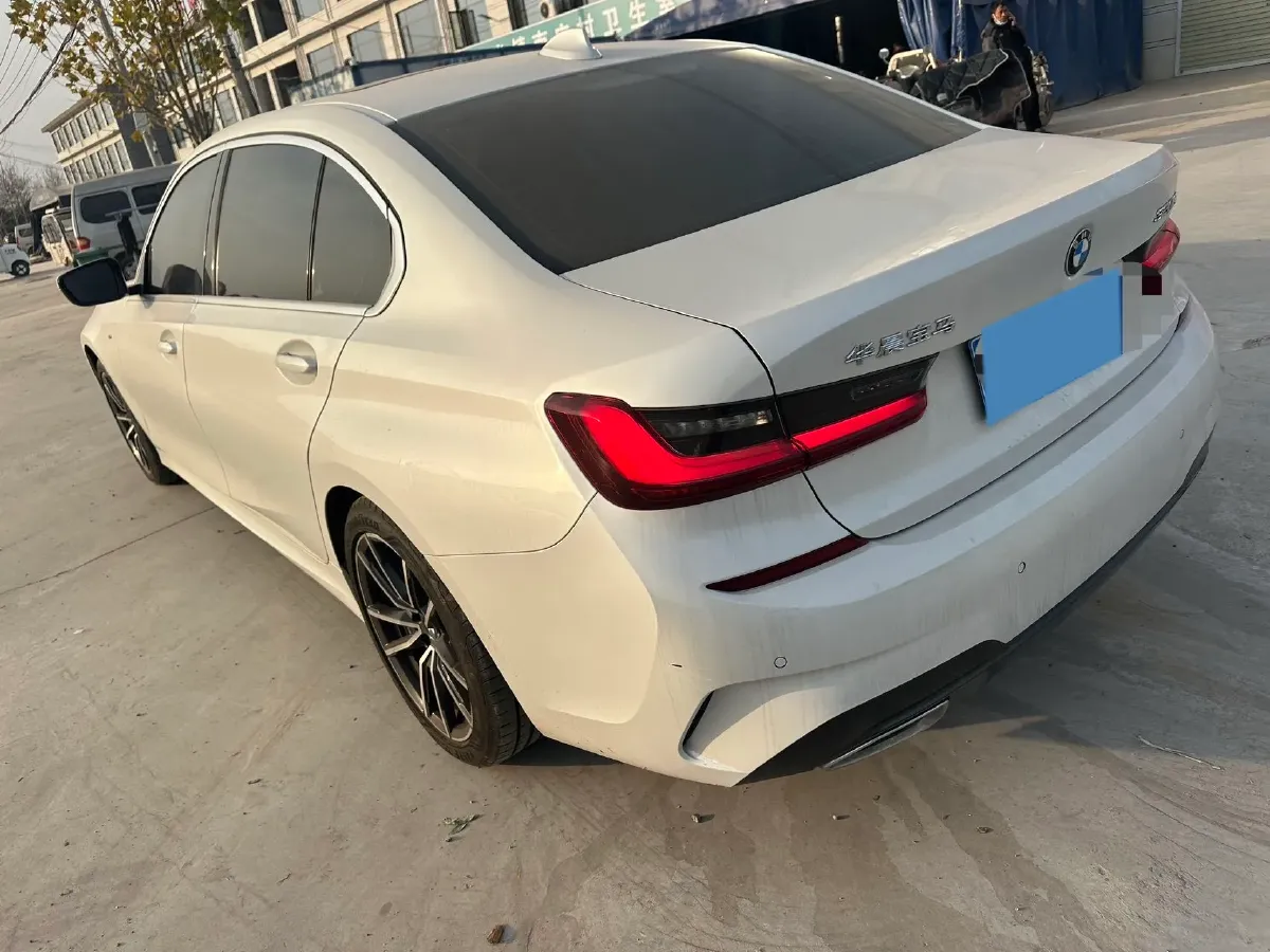 2022 BMW 3 Series 2.0T 156HP L4 8AT,autocango,china used car exporter,china ev exporter,chinese used car exporter,chinese used ev exporter