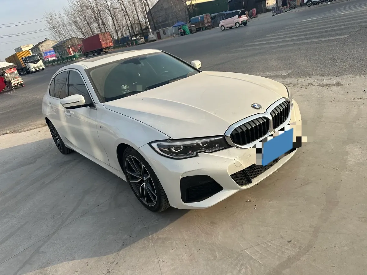 2022 BMW 3 Series 2.0T 156HP L4 8AT,autocango,china used car exporter,china ev exporter,chinese used car exporter,chinese used ev exporter