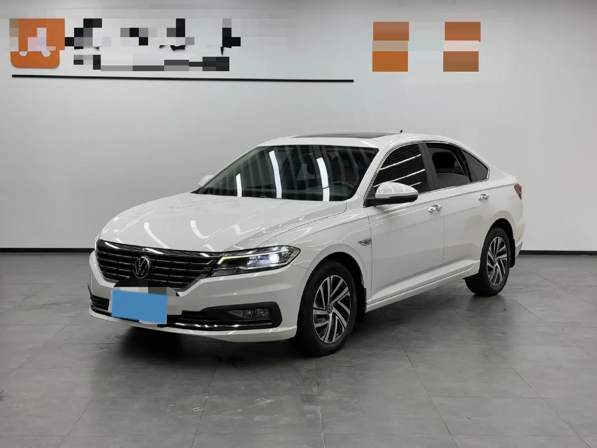 2022 Volkswagen Sagitar 1.2T 116HP L4 7DCT