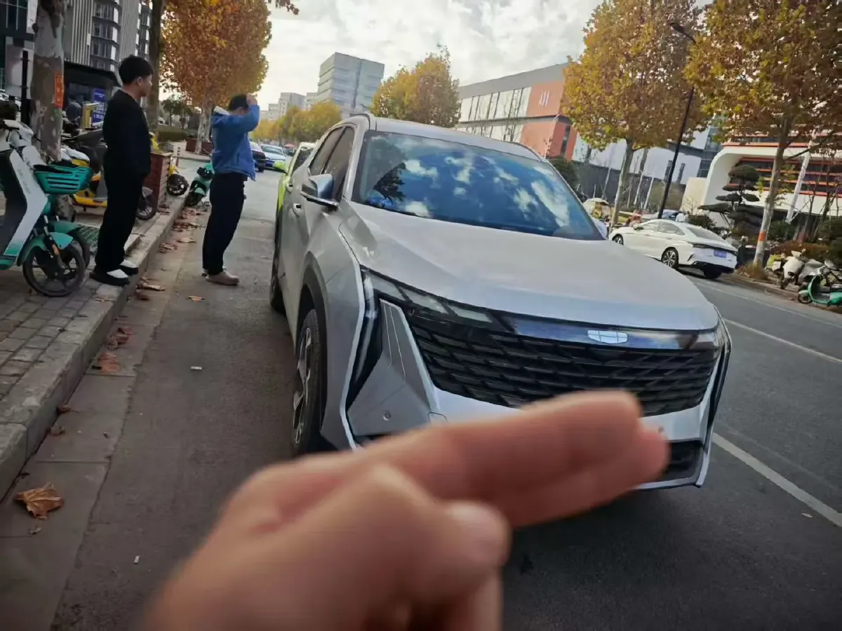 2020 MAXUS T70 2.0T 163HP L4 6AT,autocango,china used car exporter,china ev exporter,chinese used car exporter,chinese used ev exporter