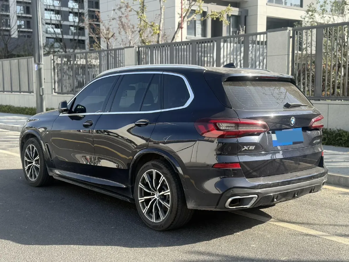 2021 BMW X5 3.0T 340HP L6 8AT,autocango,china used car exporter,china ev exporter,chinese used car exporter,chinese used ev exporter