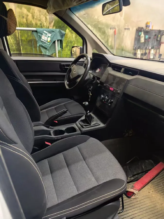 2019 WuLing HongGuang Plus 1.5T 147HP L4 6MT,autocango,china used car exporter,china ev exporter,chinese used car exporter,chinese used ev exporter