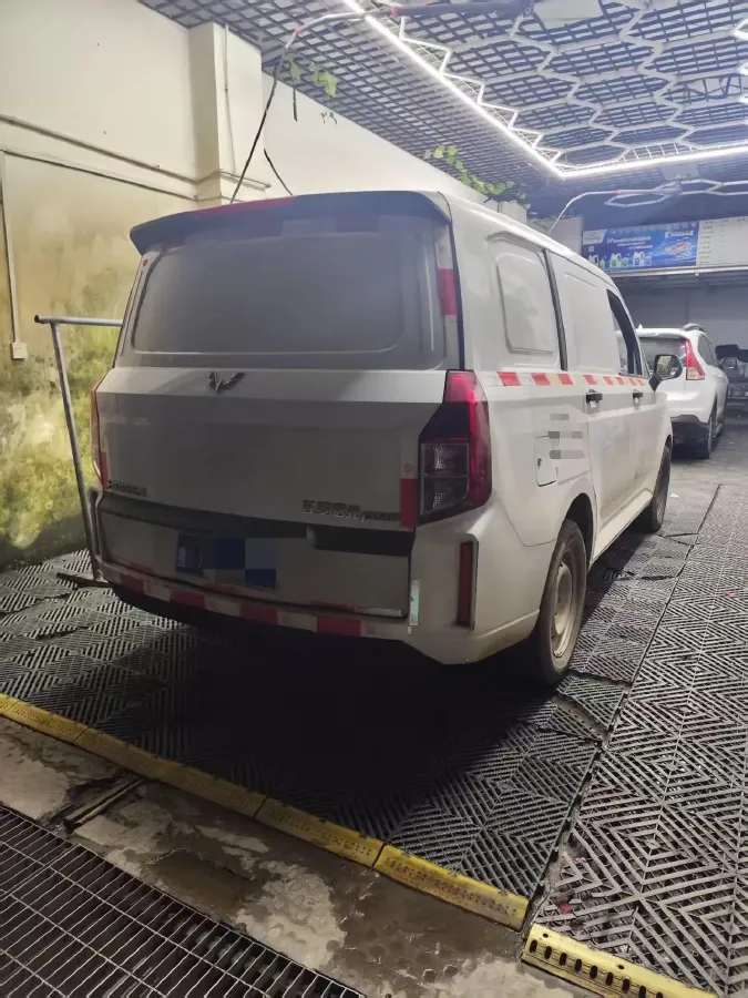 2019 WuLing HongGuang Plus 1.5T 147HP L4 6MT,autocango,china used car exporter,china ev exporter,chinese used car exporter,chinese used ev exporter