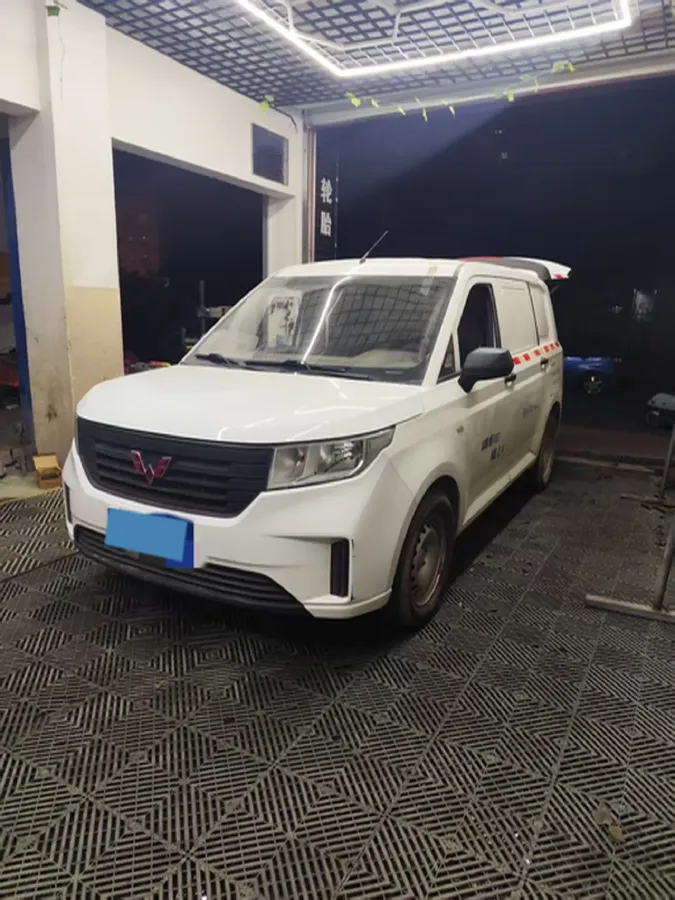 2019 WuLing HongGuang Plus 1.5T 147HP L4 6MT,autocango,china used car exporter,china ev exporter,chinese used car exporter,chinese used ev exporter
