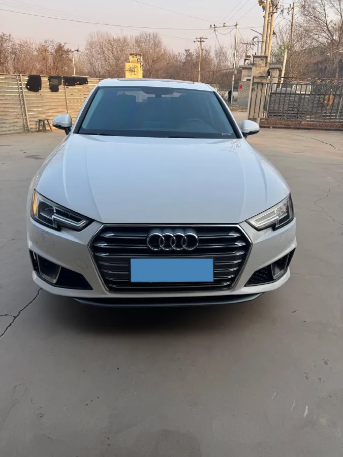 2019 Audi A4L 2.0T 190HP L4 7DCT,autocango,china used car exporter,china ev exporter,chinese used car exporter,chinese used ev exporter