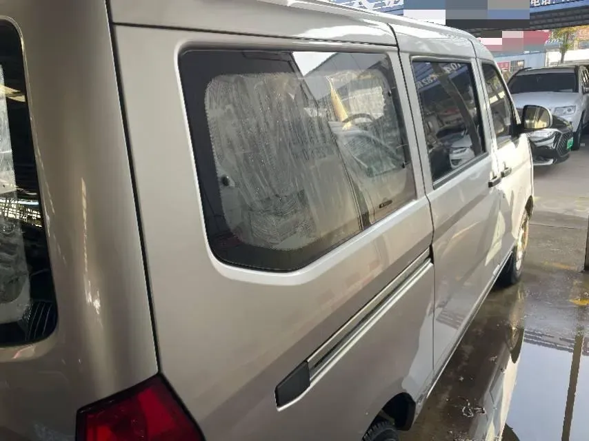 2019 WuLing RongGuang 1.5L 107HP L4 5MT,autocango,china used car exporter,china ev exporter,chinese used car exporter,chinese used ev exporter