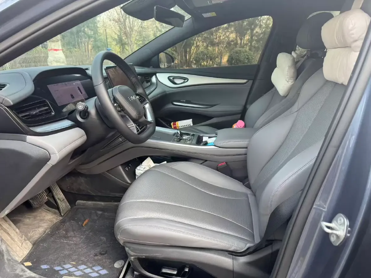 2025 BYD Seal07 DM-i 1.5L 101HP L4 E-CVT PHEV 17.6KWH,autocango,china used car exporter,china ev exporter,chinese used car exporter,chinese used ev exporter