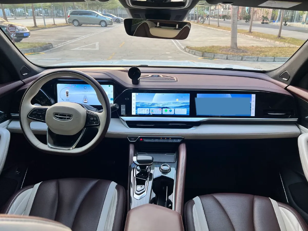 2021 Geely Monjaro 2.0T 218HP L4 7DCT,autocango,china used car exporter,china ev exporter,chinese used car exporter,chinese used ev exporter