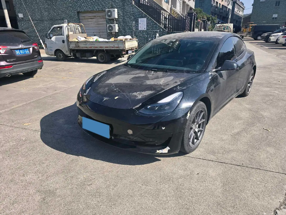 2022 Tesla Model 3 BEV 60KWH