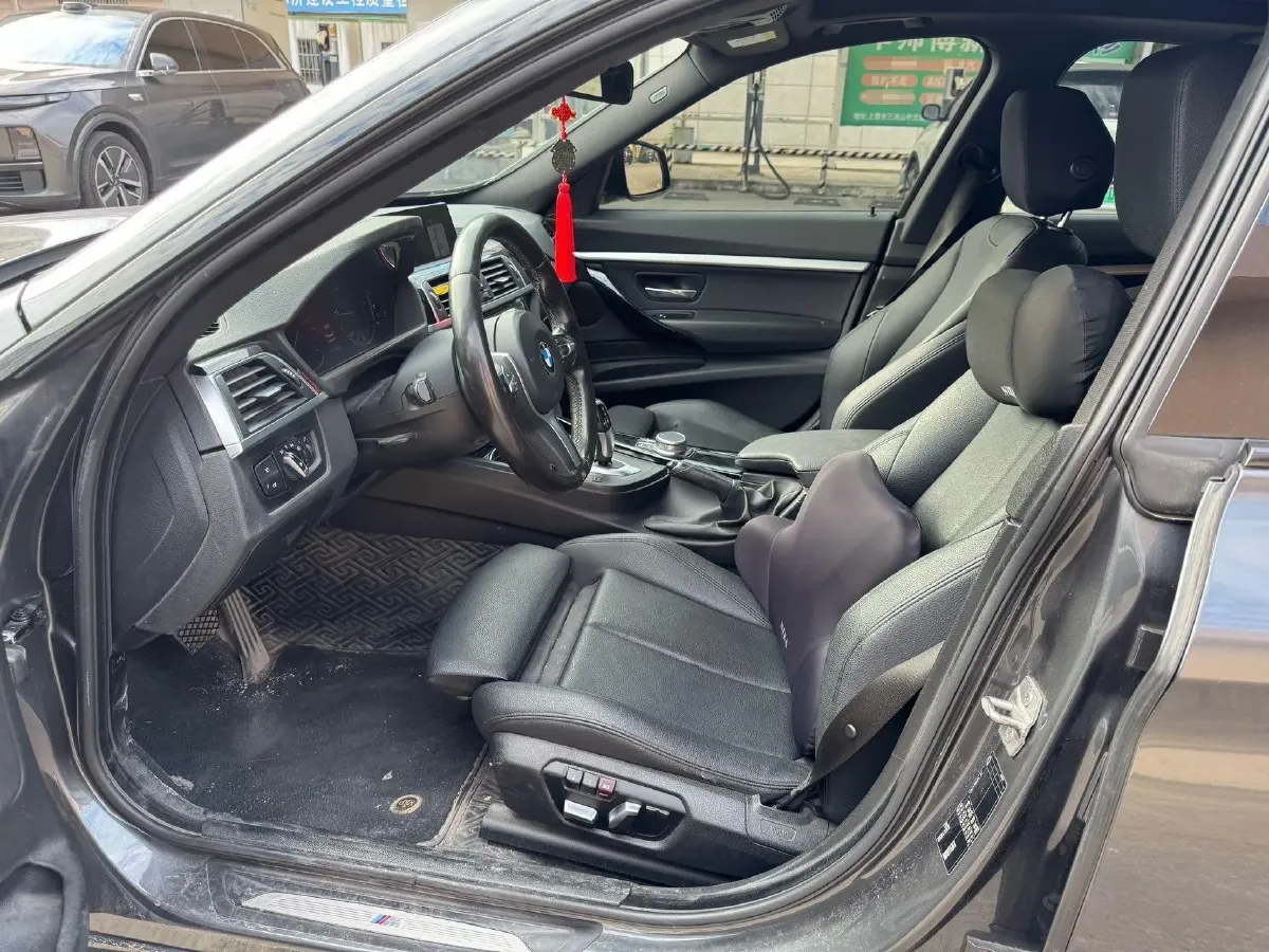 2020 BMW 3 Series GT 2.0T 184HP L4 8AT,autocango,china used car exporter,china ev exporter,chinese used car exporter,chinese used ev exporter