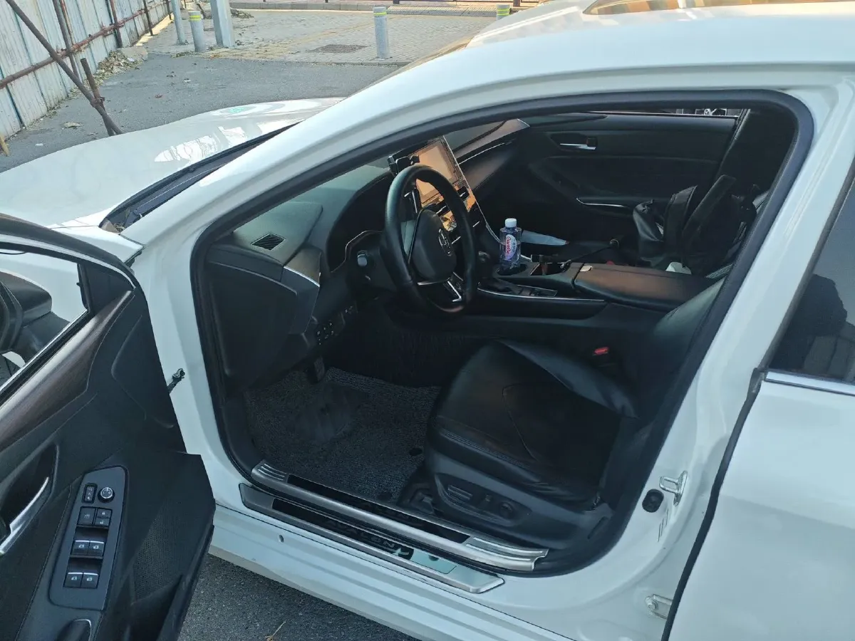 2022 Toyota Avalon 2.0L 178HP L4 CVT,autocango,china used car exporter,china ev exporter,chinese used car exporter,chinese used ev exporter