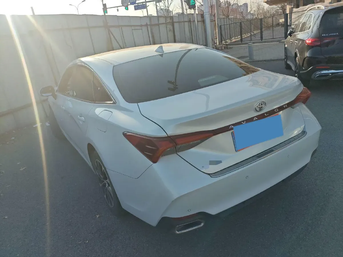 2022 Toyota Avalon 2.0L 178HP L4 CVT,autocango,china used car exporter,china ev exporter,chinese used car exporter,chinese used ev exporter